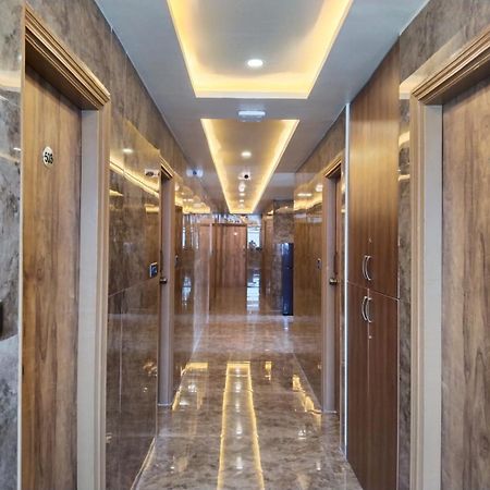 Hotel Windsor Plaza Hyderabad Exterior photo