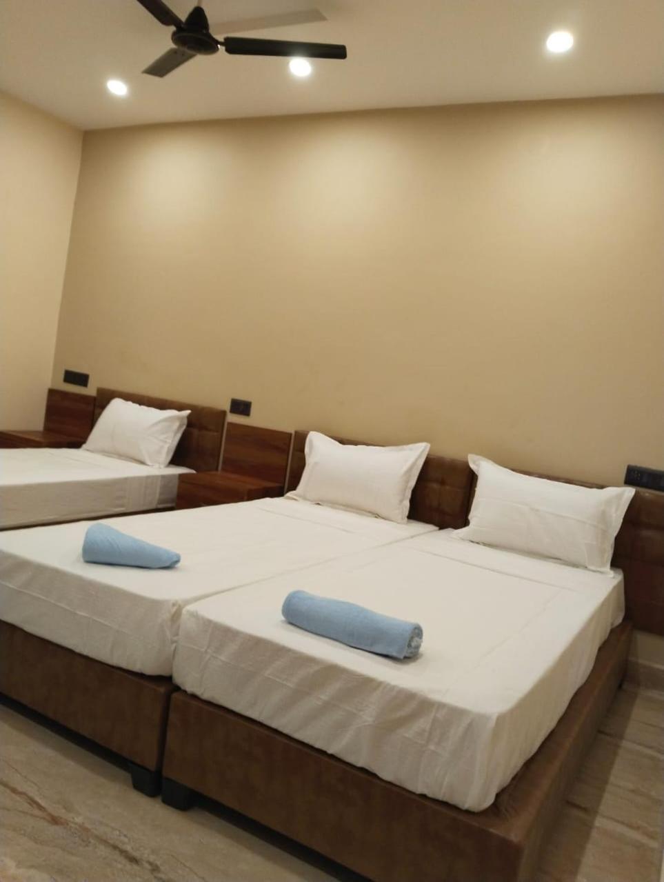 Hotel Windsor Plaza Hyderabad Exterior photo