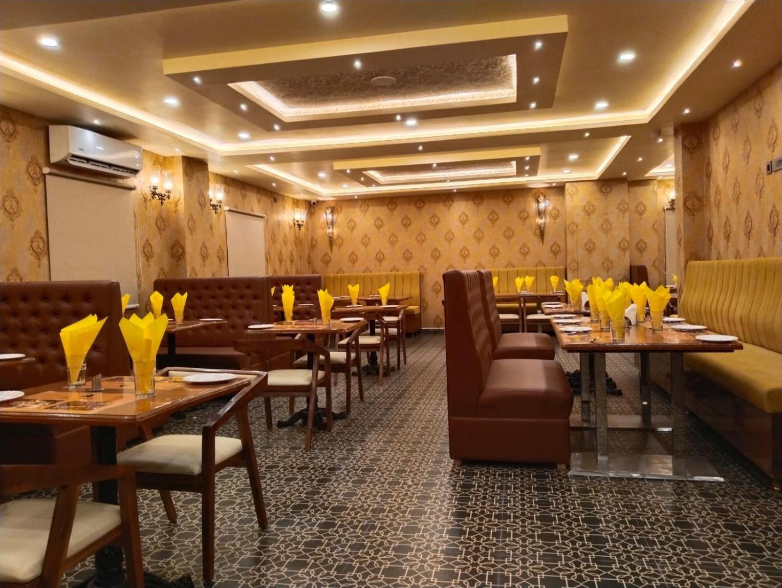 Hotel Windsor Plaza Hyderabad Exterior photo